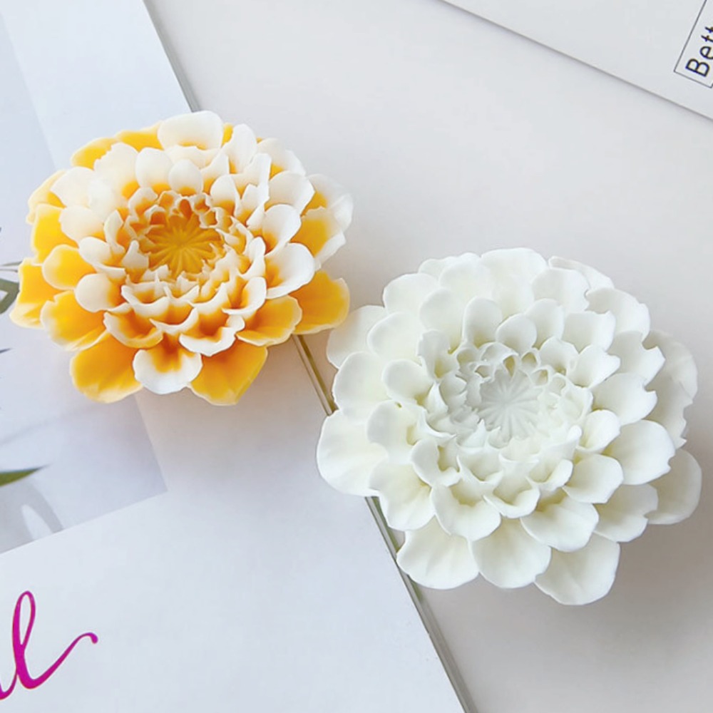 Multiple Petals Flower Candle  - Soap Making Websites recension och pris